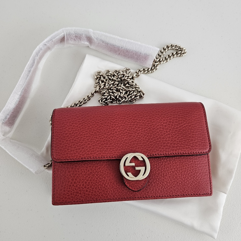 Gucci gg crossbody bag